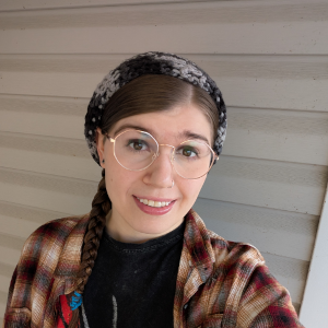 selfie of Emma (MarmadileManteater)